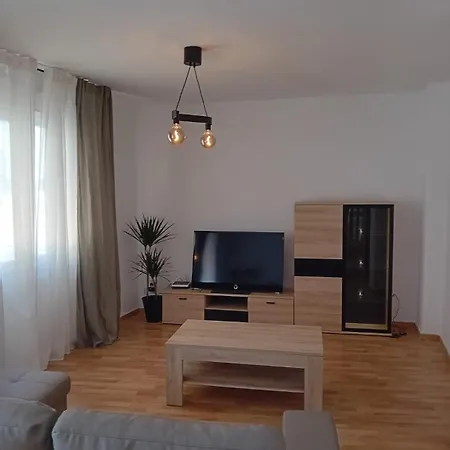 Apartamento Calle Armas 130 *